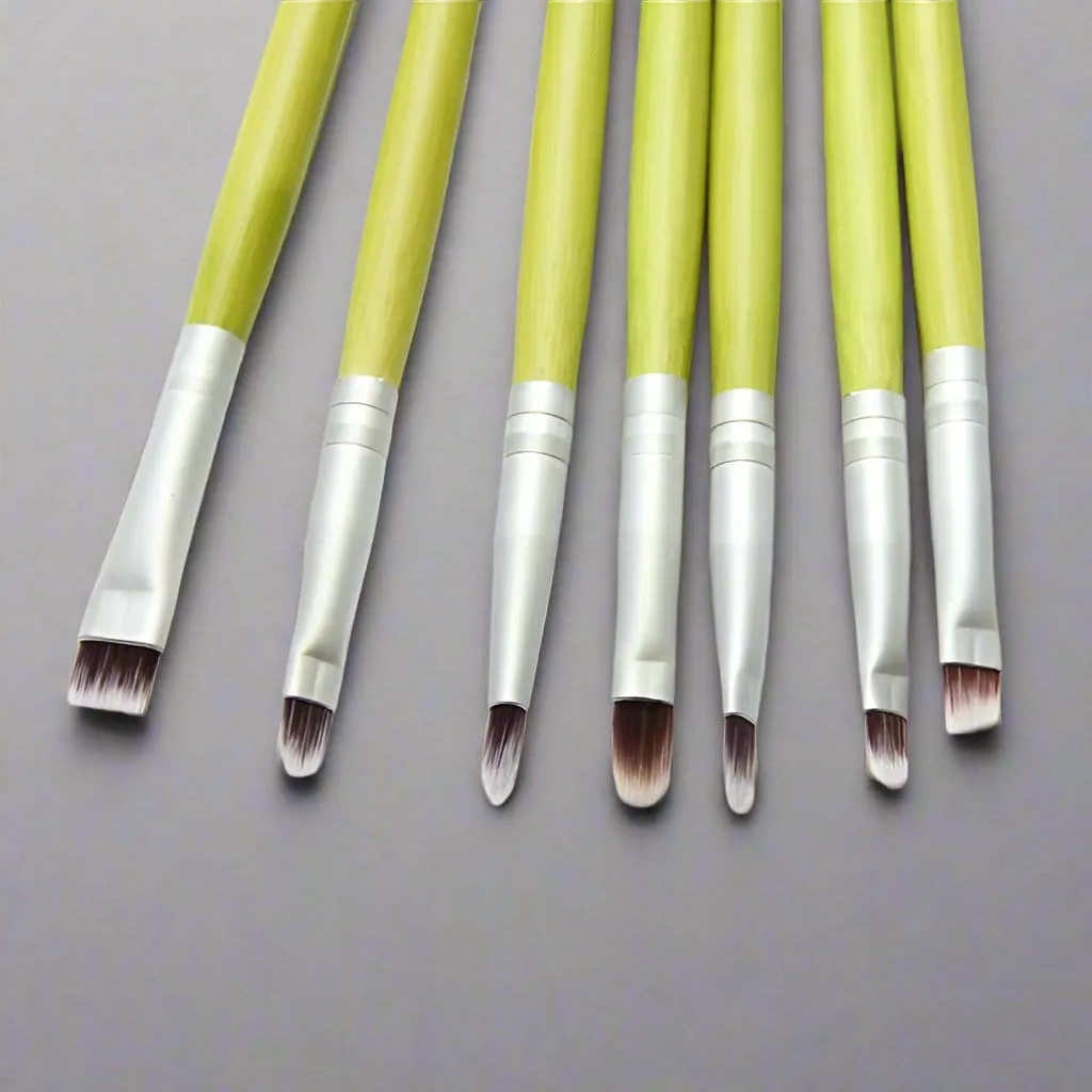 Bamboo Makeup Brush Set - 23 Pieces